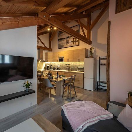 Le Cosy Apartment กิลเลสตร์ ภายนอก รูปภาพ