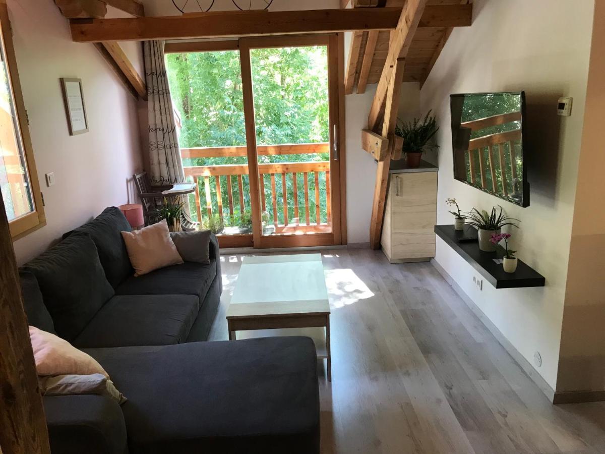 Le Cosy Apartment กิลเลสตร์ ภายนอก รูปภาพ