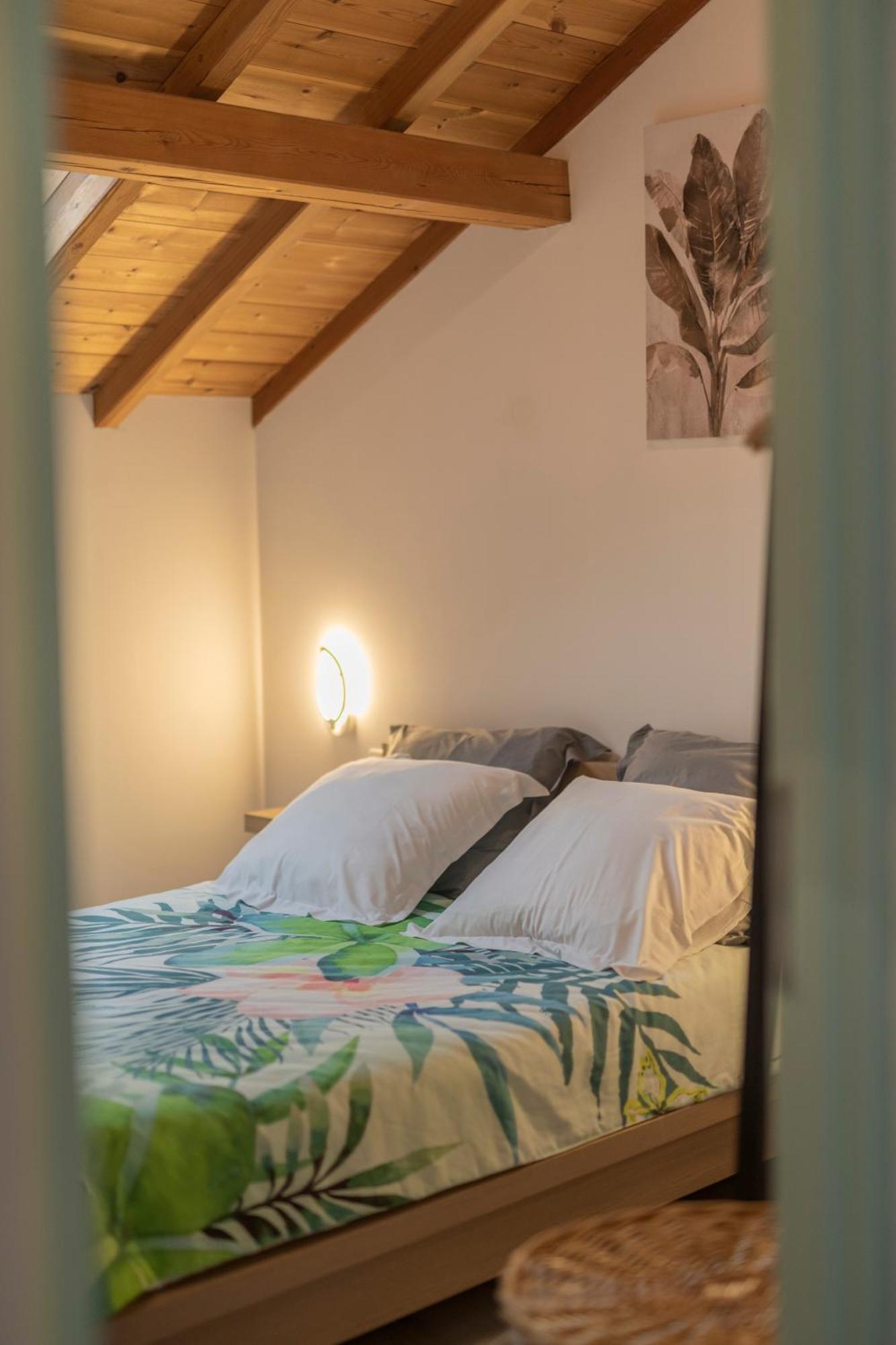 Le Cosy Apartment กิลเลสตร์ ภายนอก รูปภาพ