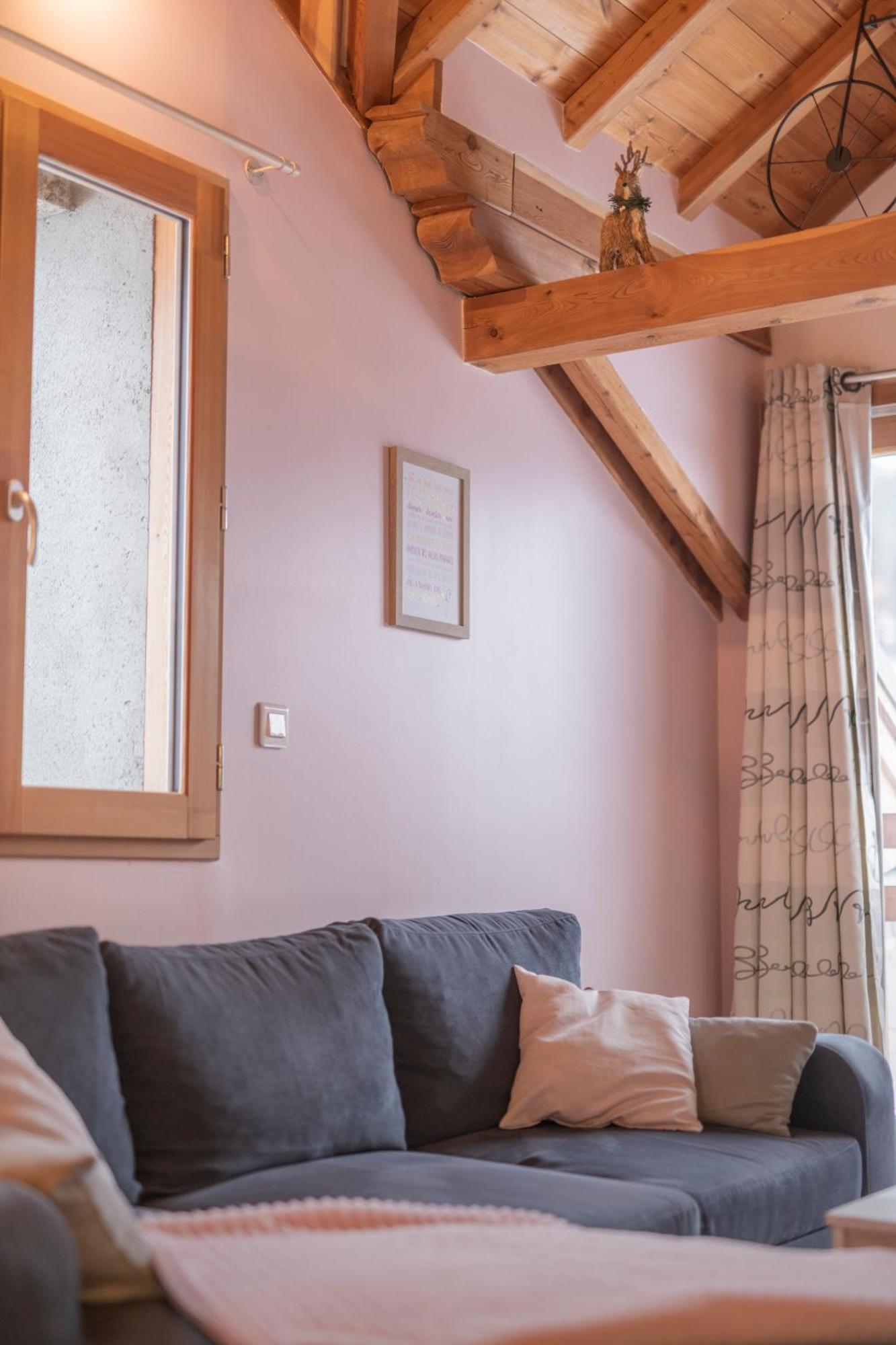 Le Cosy Apartment กิลเลสตร์ ภายนอก รูปภาพ