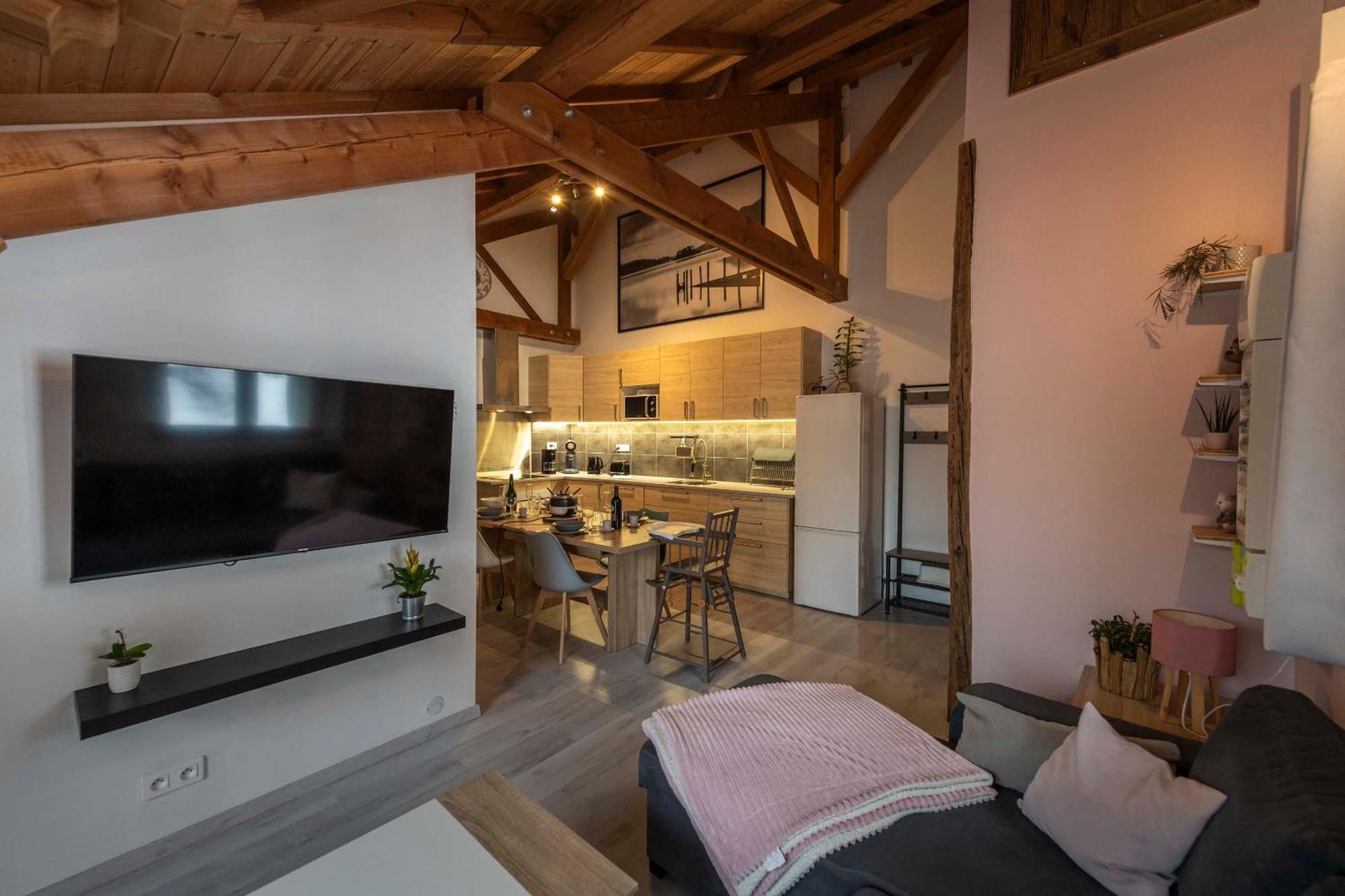 Le Cosy Apartment กิลเลสตร์ ภายนอก รูปภาพ
