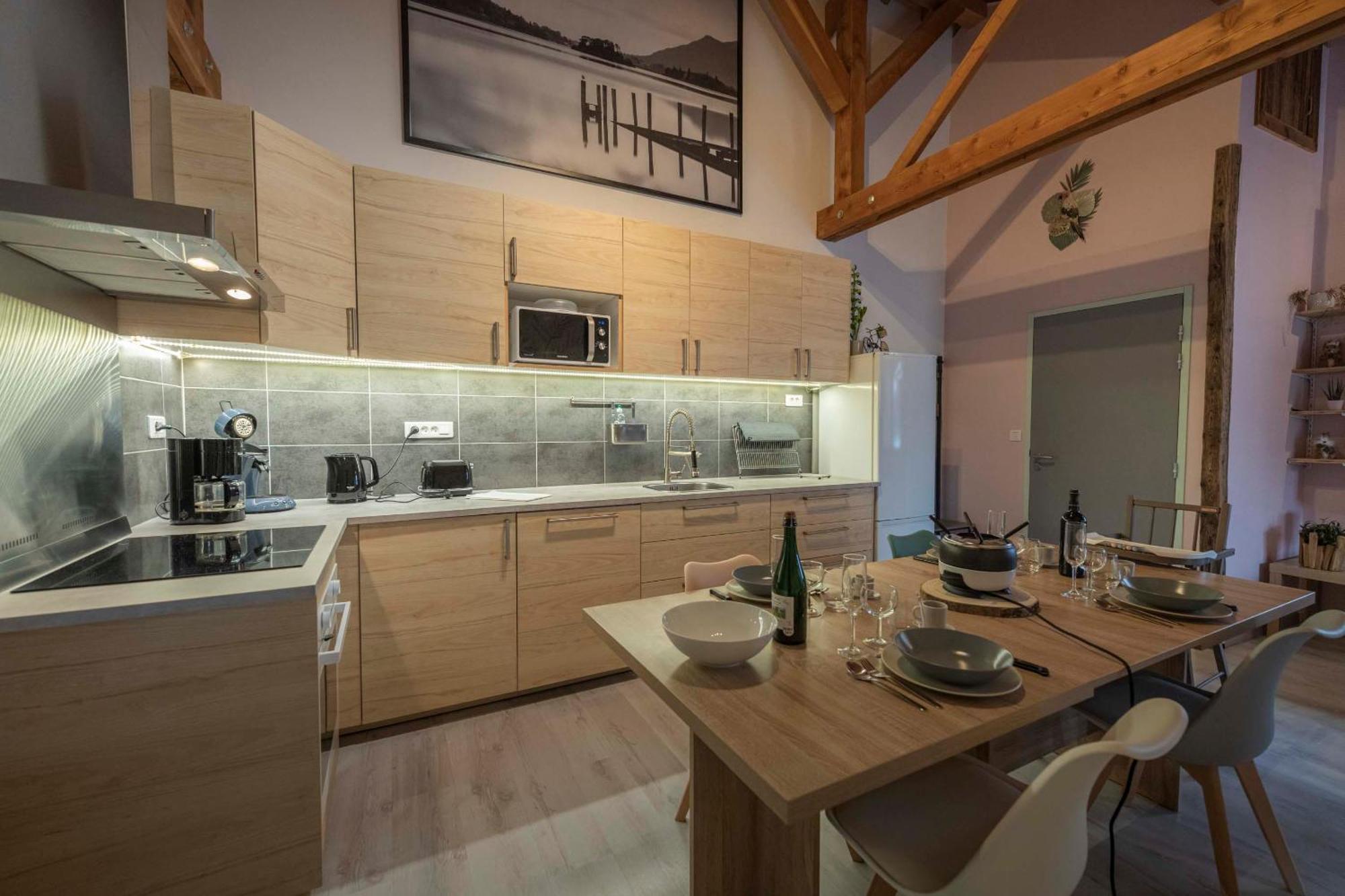 Le Cosy Apartment กิลเลสตร์ ภายนอก รูปภาพ